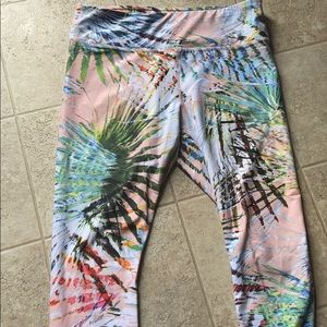 Mid Rise Powerlite Legging - Marbella Print